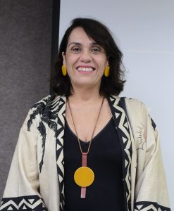 Coordenadora dos Cursos Recursos Humanos, Processos Gerenciais: Adriana Cabral